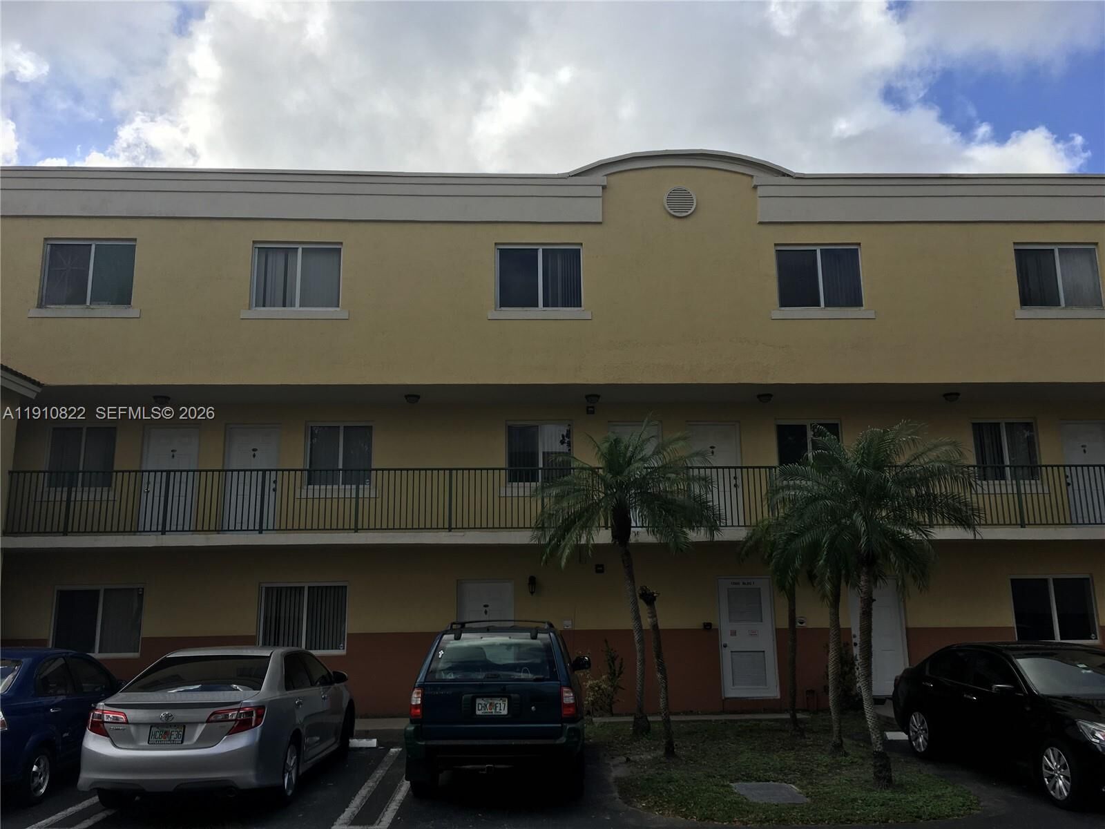 Property Photo:  12605 SW 91st St 103  FL 33186 
