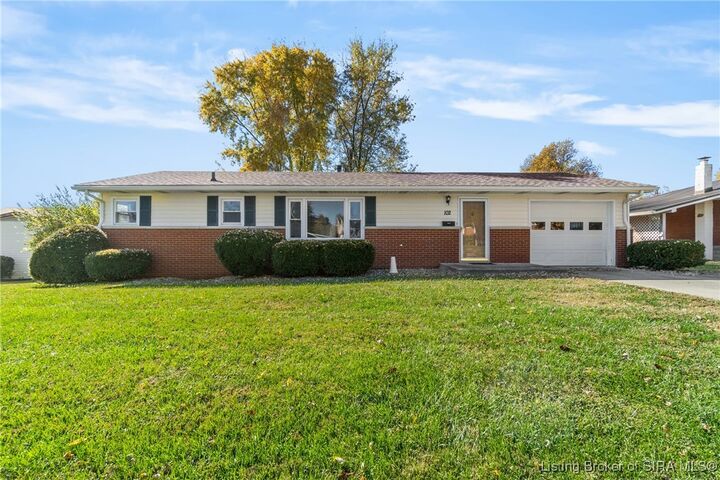 Property Photo: 102 Hungate Street IN 47167