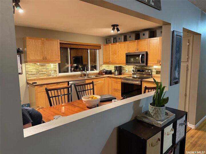 Property Photo: 3 Norman Crescent SK S7J 2K4