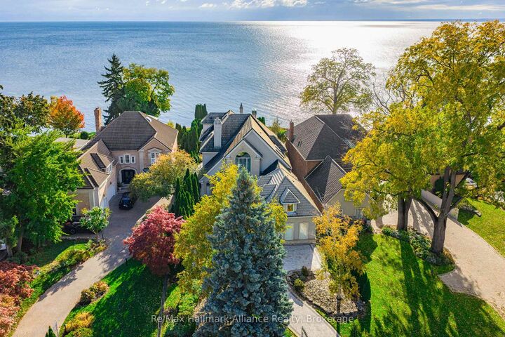 3206 Shoreline Drive  Oakville ON L6L 5X4 photo