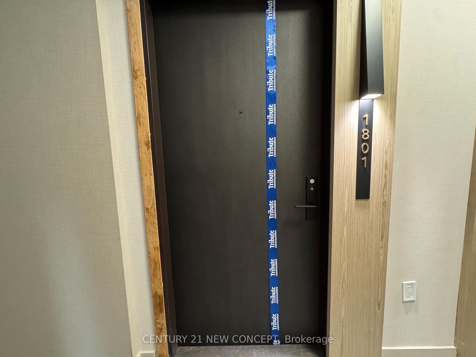 Property Photo:  20 Soudan Avenue 1801  ON M4S 0E2 