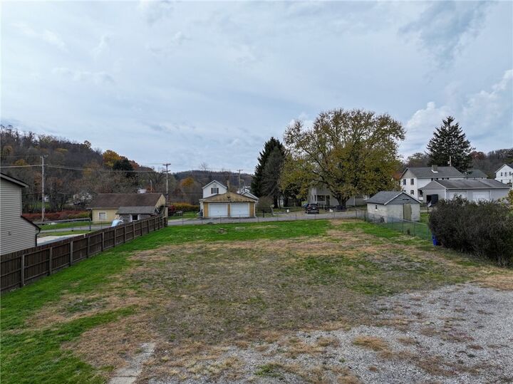 Property Photo:  111 Poplar St  PA 15126 