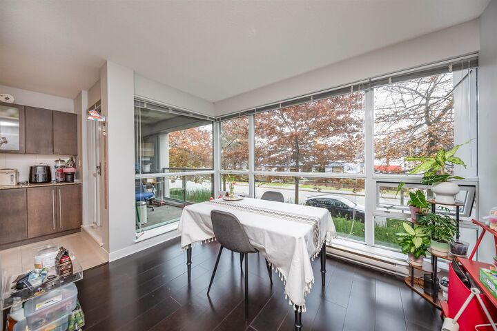 Property Photo: 7535 Alderbridge Way 202 BC V6X 4L2