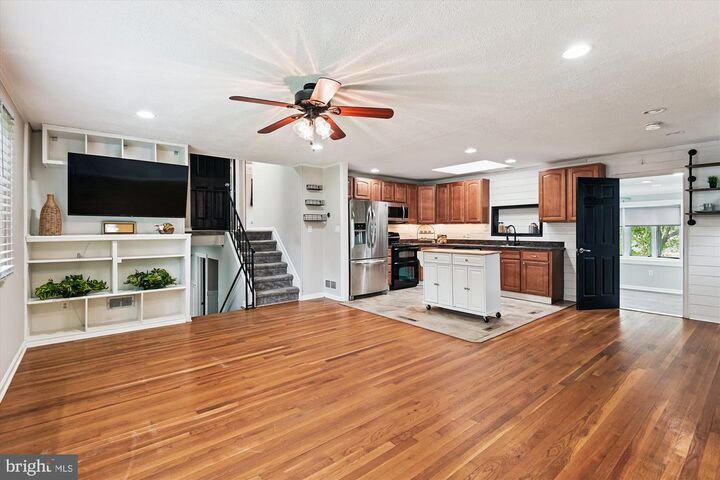 Property Photo: 607 Marshall Road MD 21061