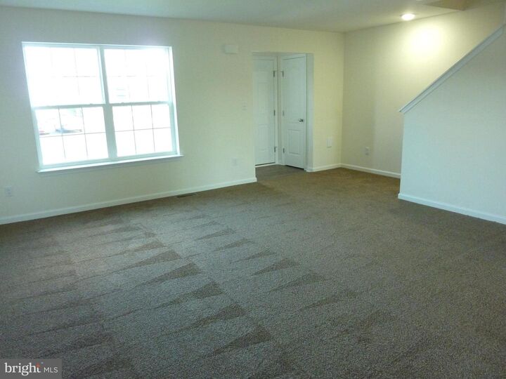 Property Photo: 63 Cotswood Court DE 19977