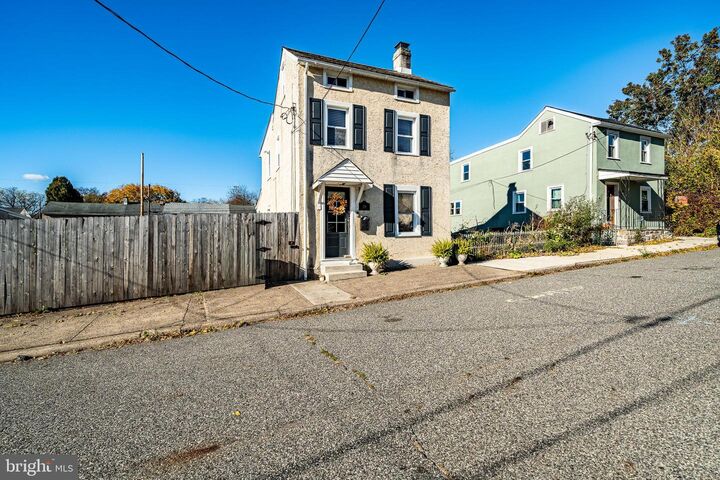 Property Photo: 226 Green Street PA 19460