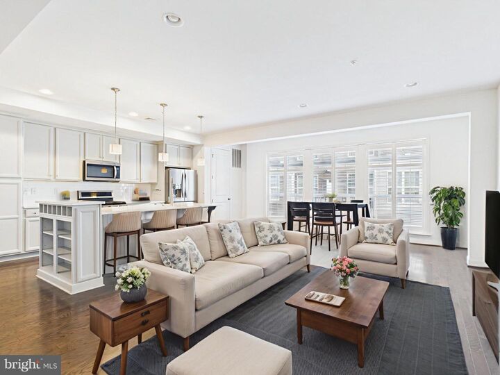 Property Photo:  418 Mayer Place  PA 17601 