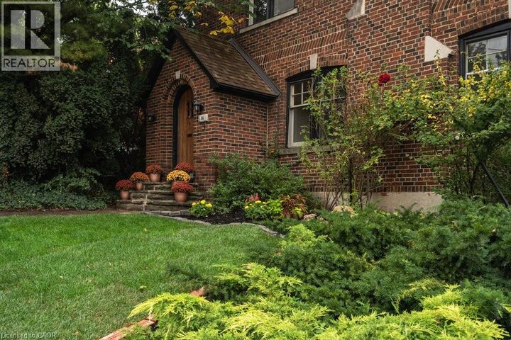 Property Photo: 36 Mountwood Avenue ON L8N 2G9