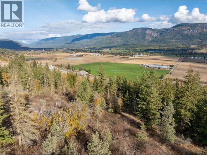 Property Photo:  150 Crossridge Road  BC V0E 1V3 