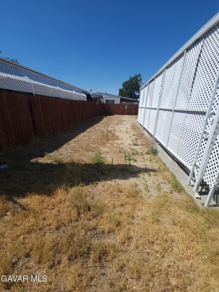 Property Photo:  1301 E I Avenue 176  CA 93535 