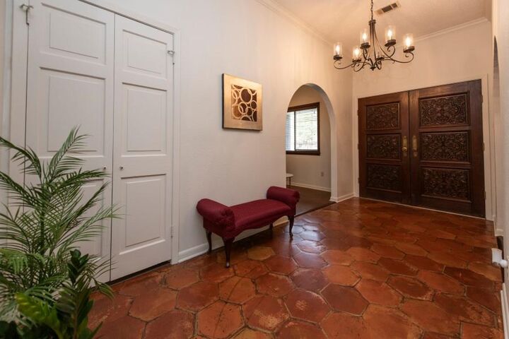 Property Photo:  506 Wimbledon Boulevard  LA 71303 