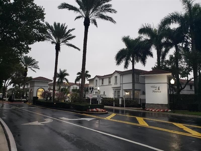 Property Photo:  15637 SW 41st St  FL 33027 