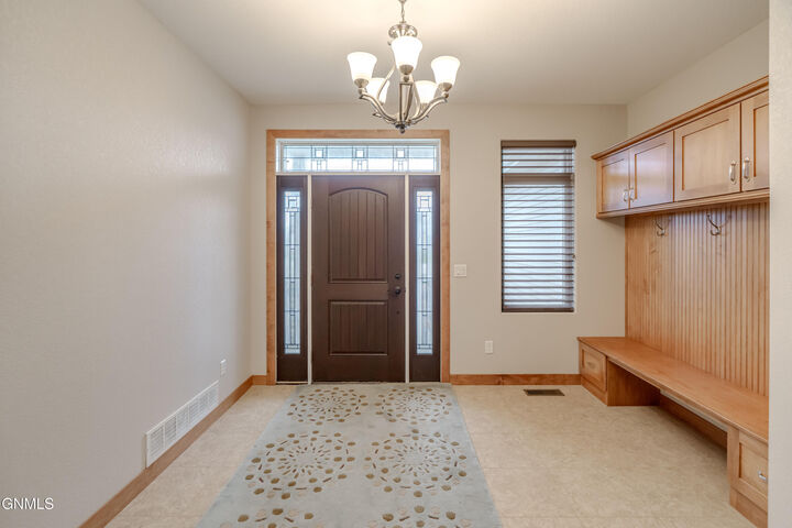 Property Photo: 4103 Bayport Place SE ND 58554