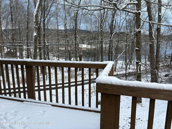 Property Photo: 52 Ontario Street PA 18470