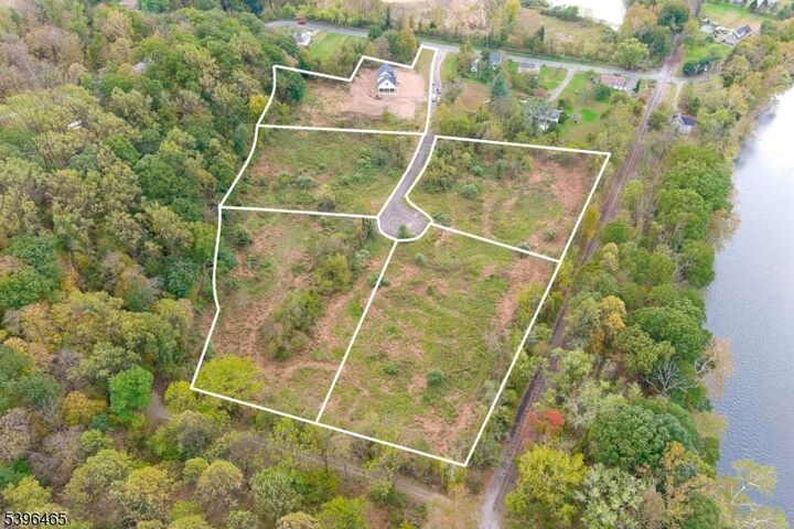 Property Photo:  2 Highland Meadows  NJ 08865 