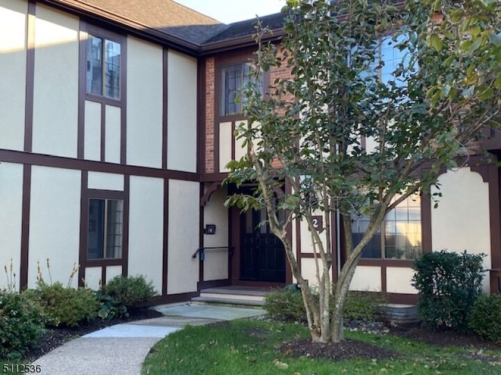 Property Photo: 2 Avon Ct B NJ 07928