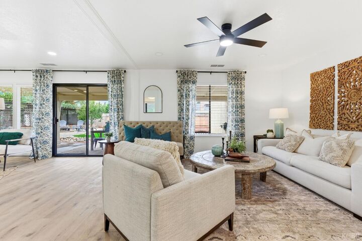 Property Photo: 3928 W Dorothea Court CA 93277