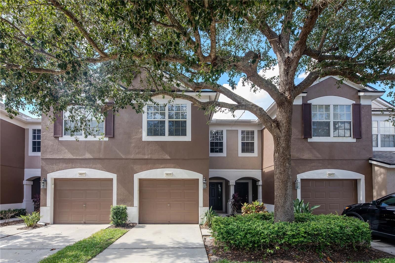 Property Photo:  4855 Pond Ridge Drive  FL 33578 