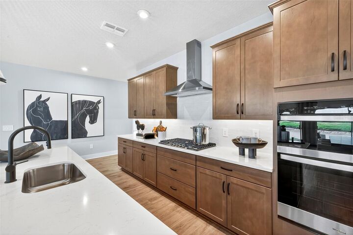 Property Photo:  9259 Aurelia Avenue  FL 34219 