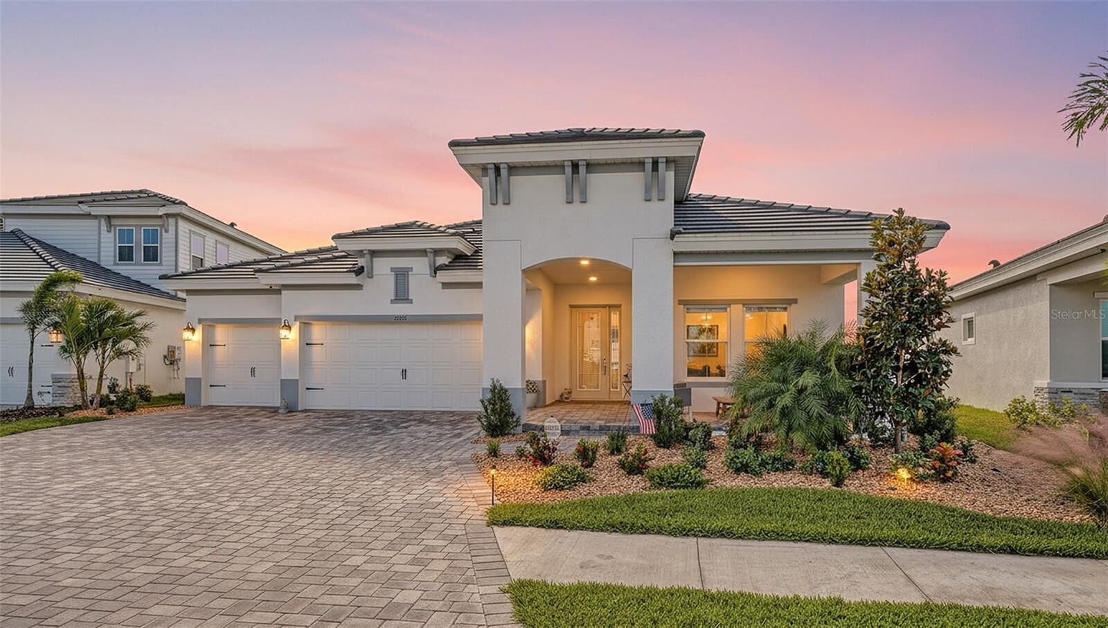 Property Photo:  10323 Ashaway Drive  FL 34219 