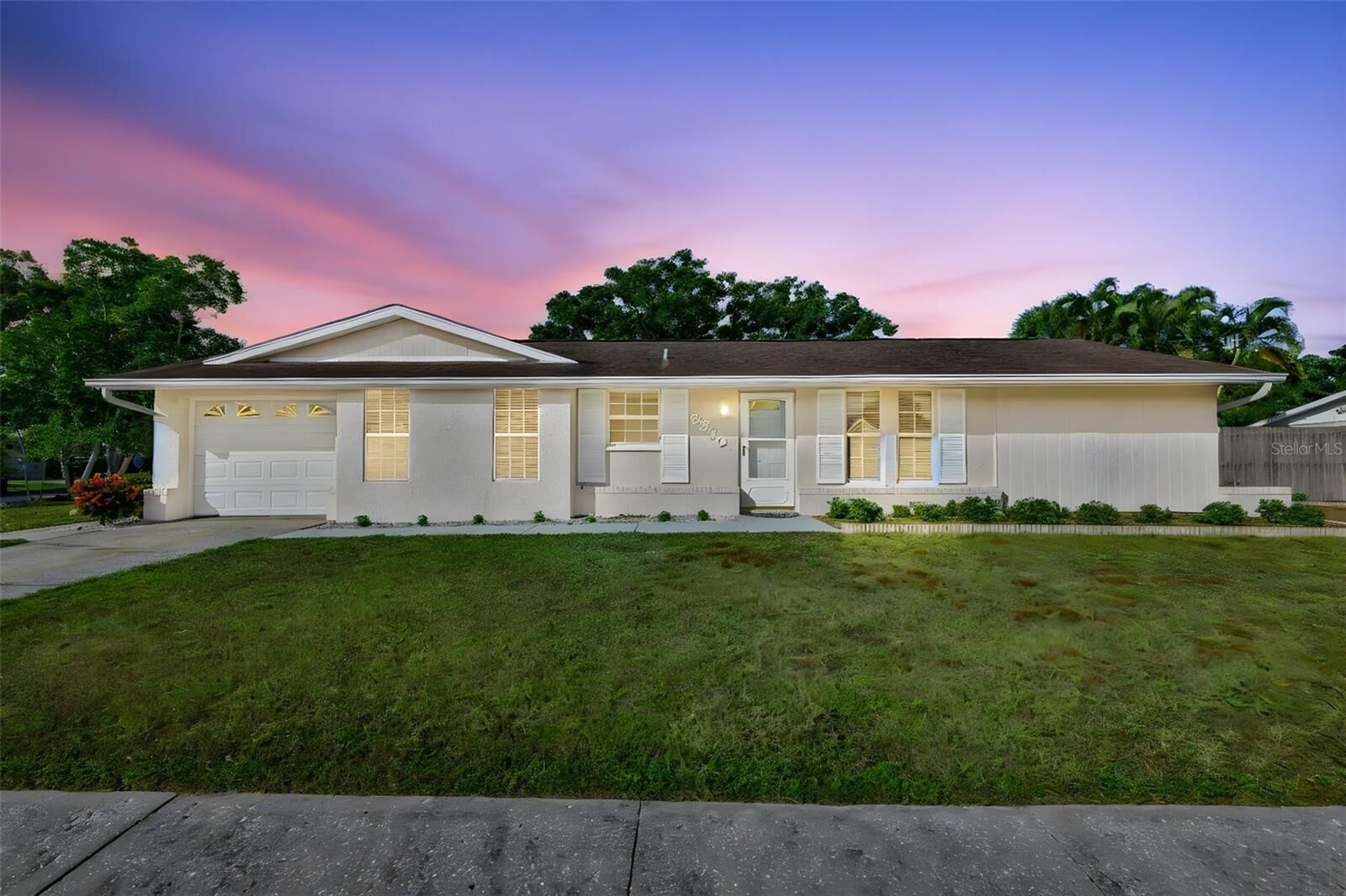 Property Photo:  6580 Channelside Terrace N  FL 33781 