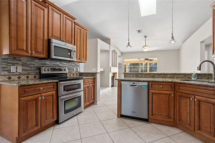 Property Photo: 982 Big Oaks Drive FL 32765