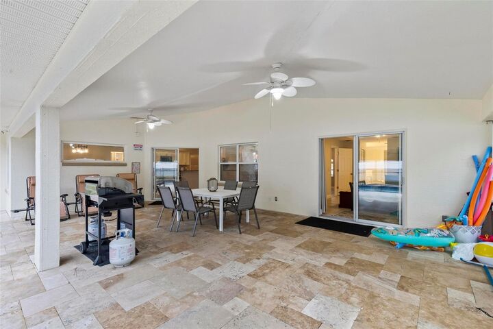 Property Photo:  61 Farmsworth Drive  FL 32137 