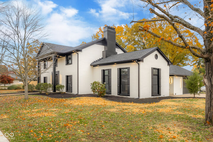 Property Photo:  811 27th Street  IN 47201 