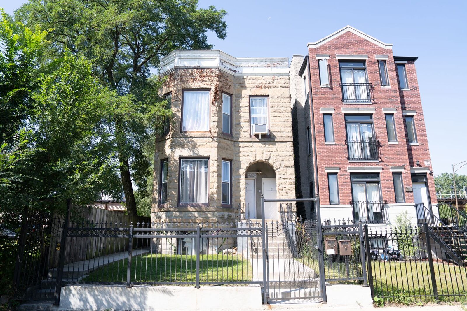 Property Photo:  5906 S Calumet Avenue  IL 60637 