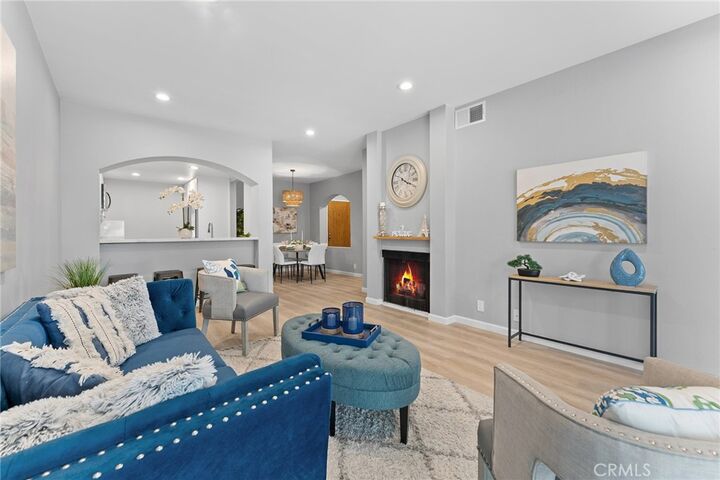 Property Photo:  350 Paseo De Playa 113  CA 93001 