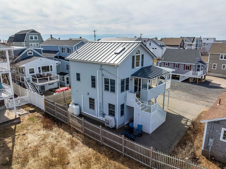 Property Photo:  9 Robert Lane  ME 04090 