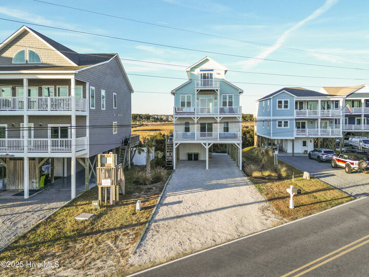 Property Photo:  1117 New River Inlet Road  NC 28460 