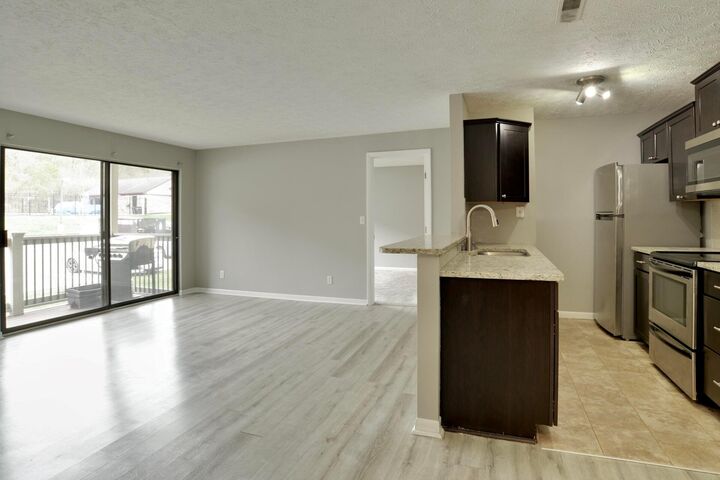 Property Photo: 14 Woodland Hills Drive KY 41071