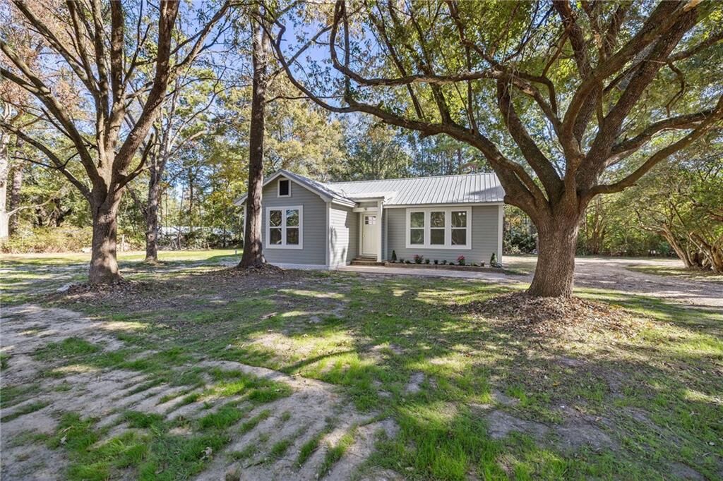 Property Photo: 26300 Highway 43 Highway LA 70462