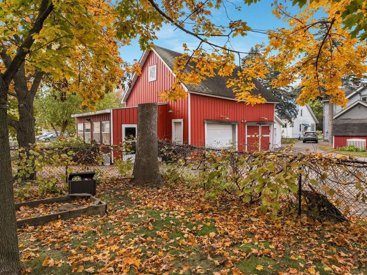 Property Photo: 530 Hobart Street WI 54703