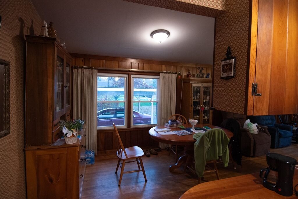 Property Photo:  227 Green River Rd 1  MA 01301 