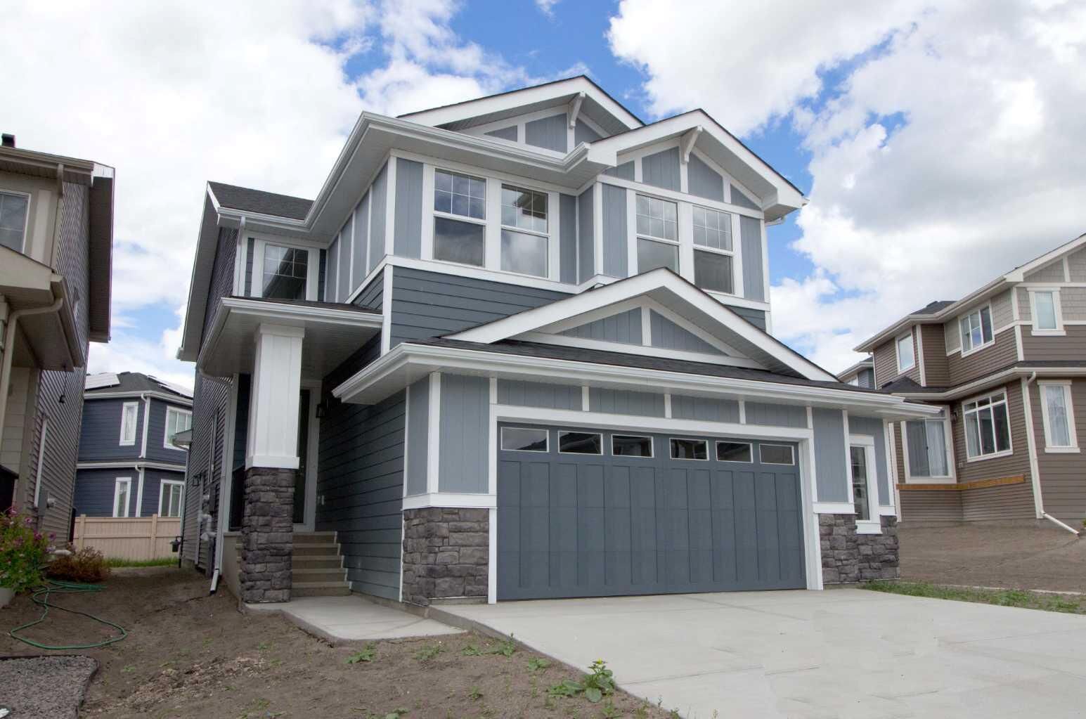Property Photo: 63 Sunrise Heath AB T4C 3C5