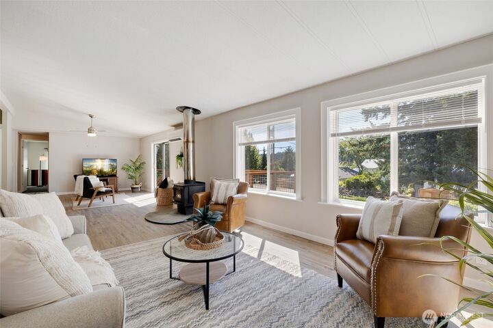 Property Photo: 5255 Apollo Road WA 98260