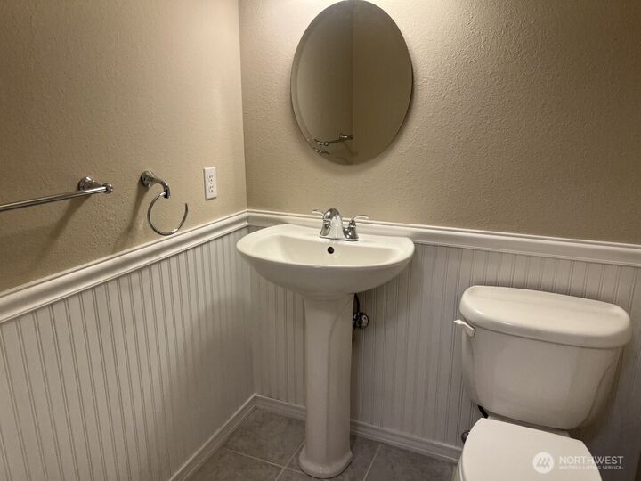 Property Photo: 2701 NE 5th Court WA 98056