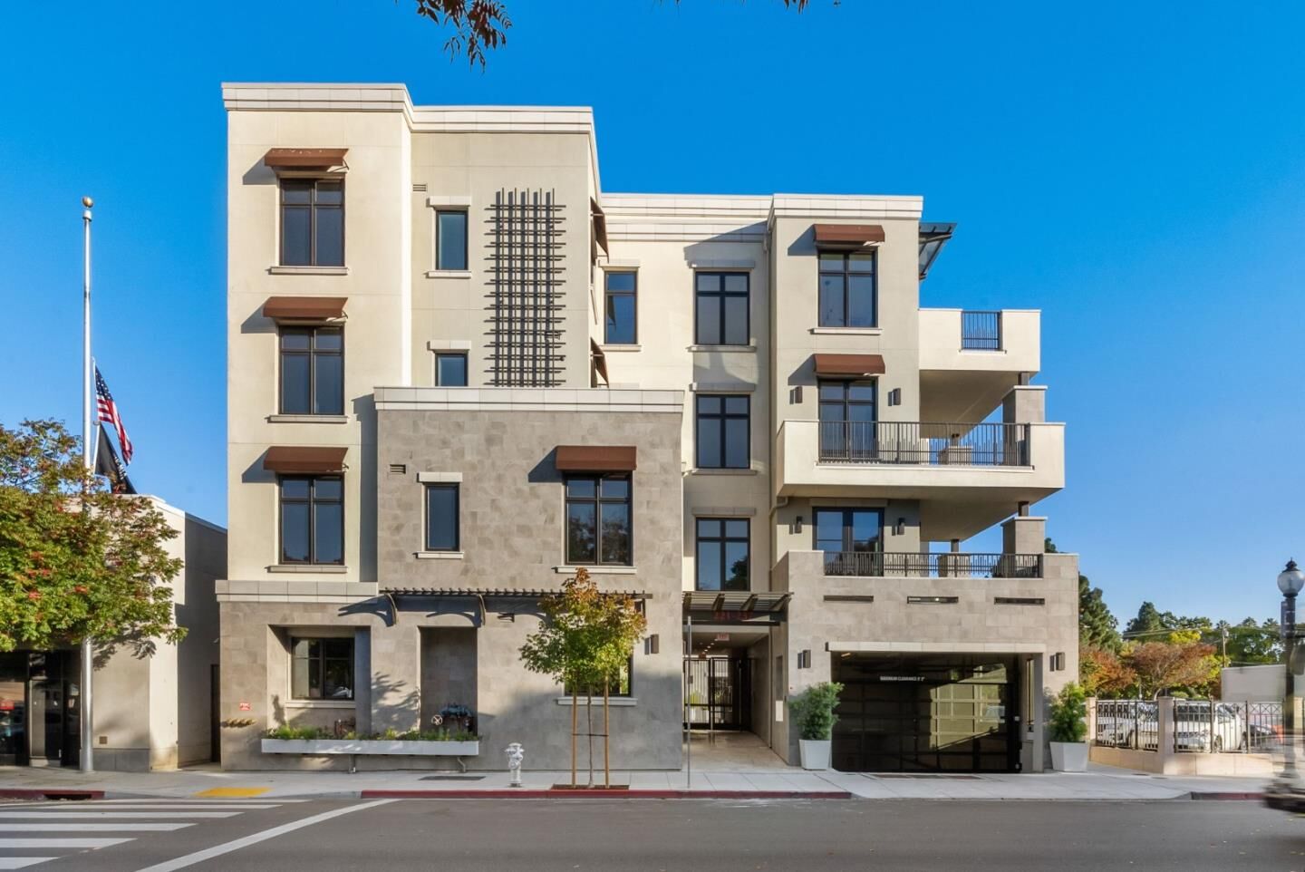 Property Photo:  229 Hope Street  CA 94041 
