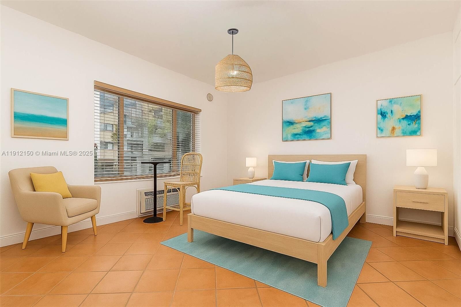 Property Photo: 255 W 24th St 208 FL 33140