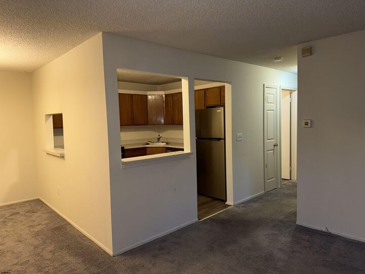 Property Photo:  17 Mattix Run 17  NJ 08205 