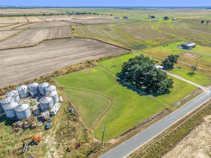Property Photo: 13178 Leblanc Road LA 70591