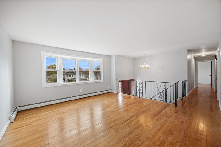 Property Photo:  19 Albert Avenue  CT 06109 