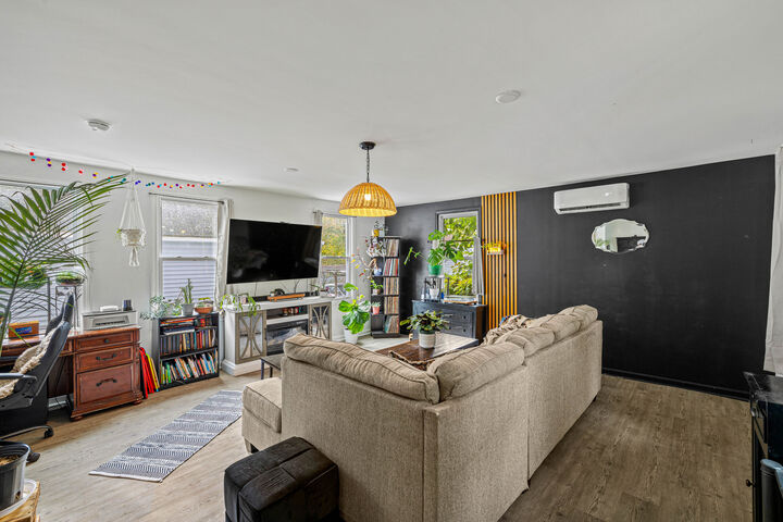 Property Photo:  28 Baltic Street  CT 06360 