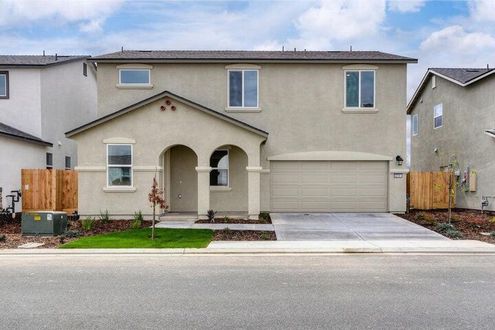 3219 E Mary Avenue  Visalia CA 93292 photo
