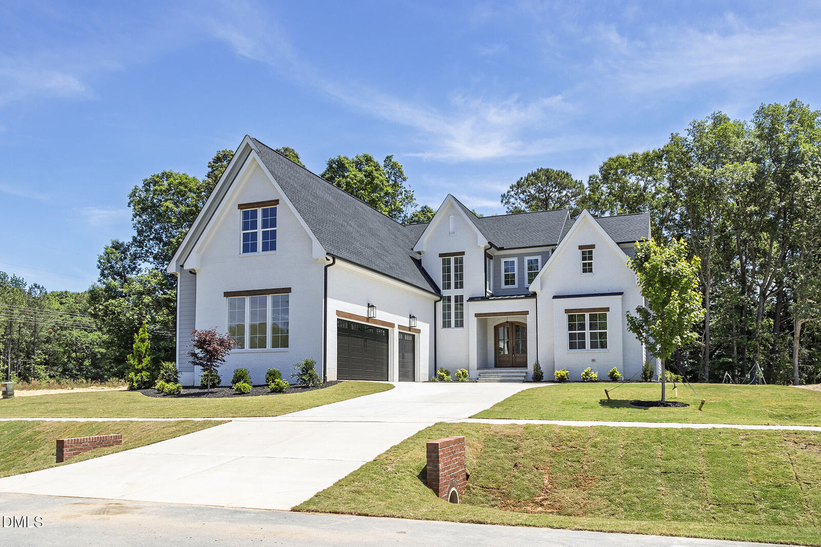 Property Photo:  300 Meadow Walk Drive  NC 27526 
