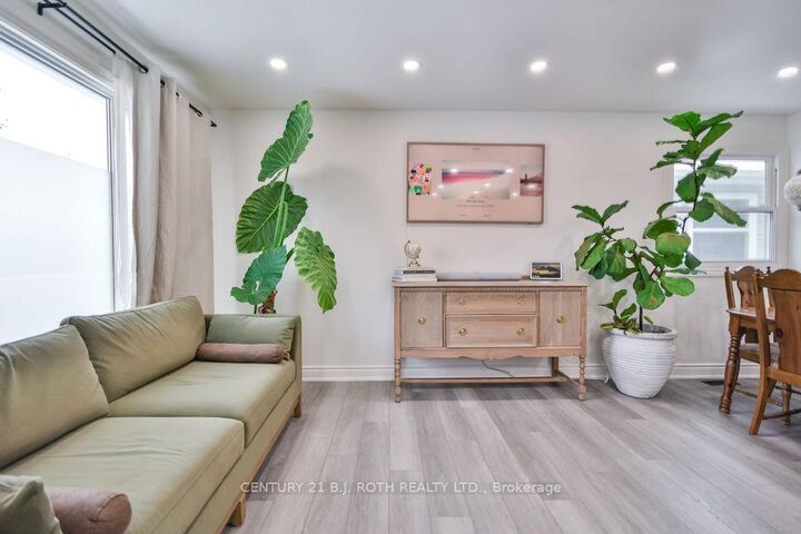 Photo de la propriété: 69 Janice Drive ON L4N 5N4