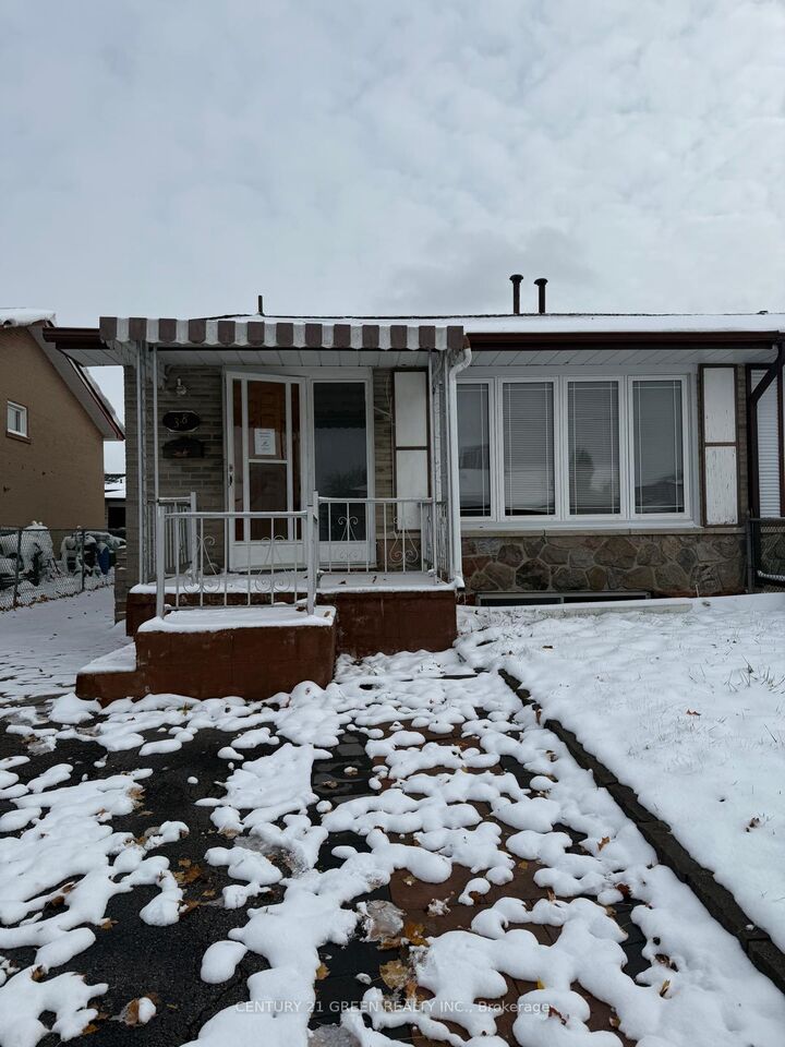 Property Photo:  38 Wilton Drive  ON L6W 3A1 