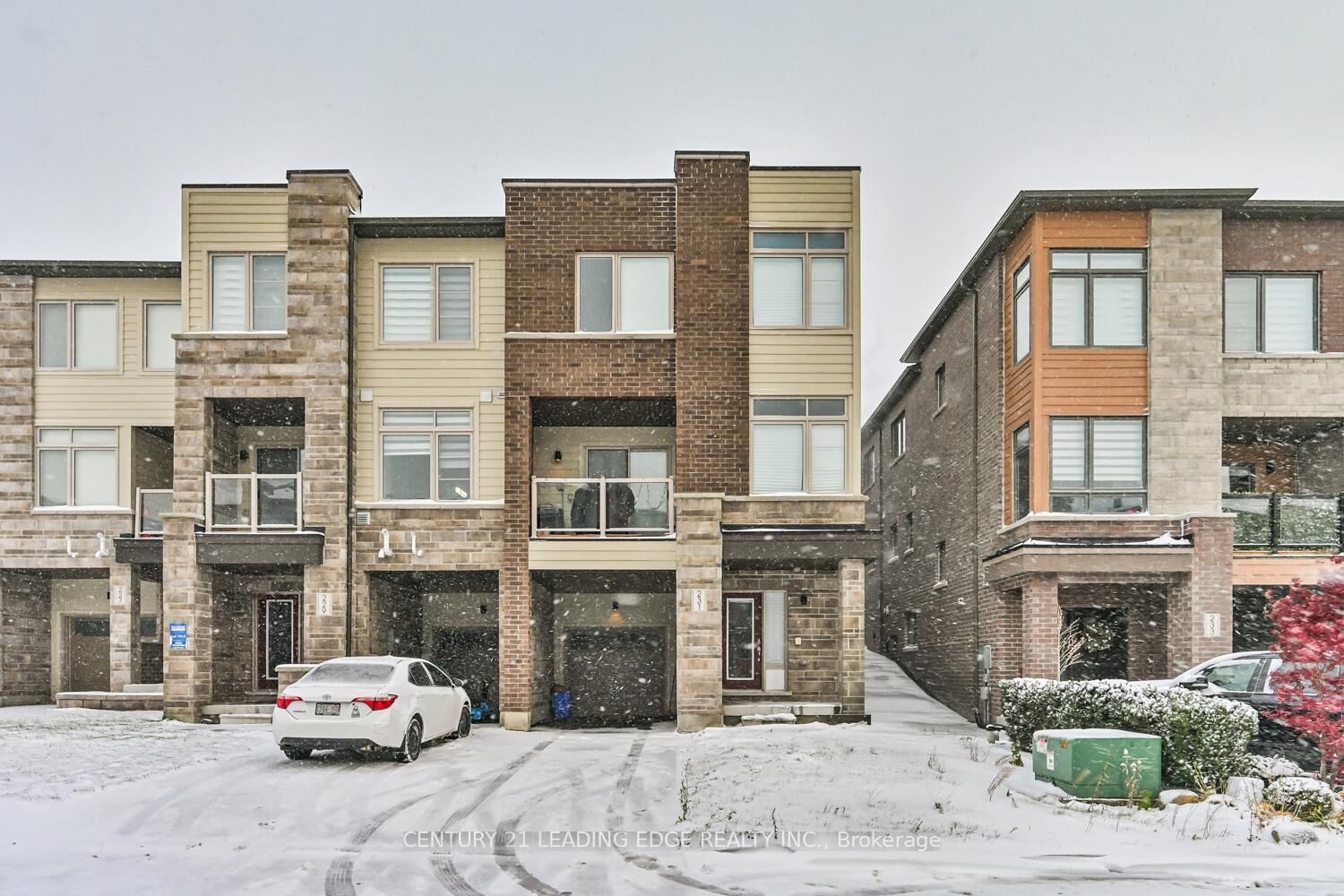 Photo de la propriété: 231 Vivant Street ON L3X 0K7